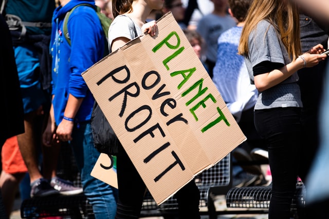 Noam Chomsky: ‘Gostem ou não, estamos juntos nessa crise climática’ 2 markus spiske n52HL8hmsdg unsplash em Pluriverso