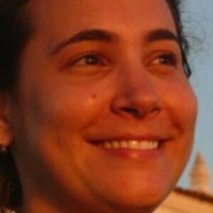 Foto do perfil de Elizabeth Caldas
